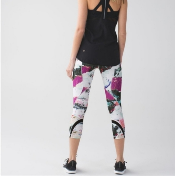 Lululemon Run: Inspire Crop II *All Full-On Luxtreme, Size 6 - Picture 2 of 15
